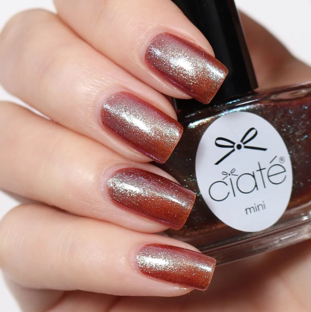 Помада трансформер от ciate glitter flip. Glitter storm ciate топаз. ciate london лак блеск. ciate halo swatch. ciate london shadow flip.