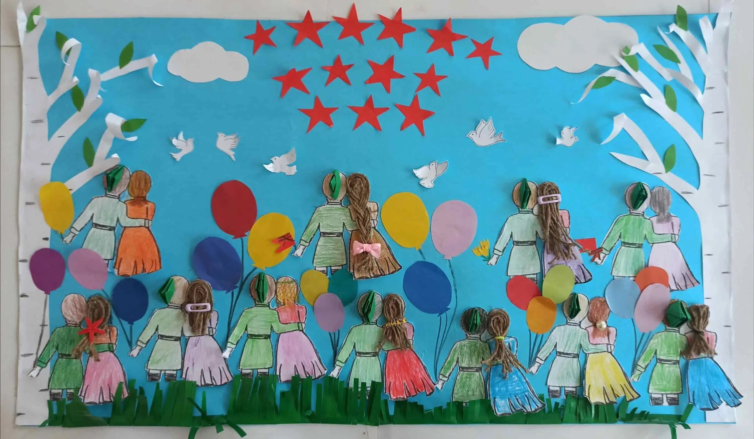 Коллективная работа. Коллективная творческая работа. Коллективное панно для детей. Коллективная творческая работа. Коллективные детские работы.