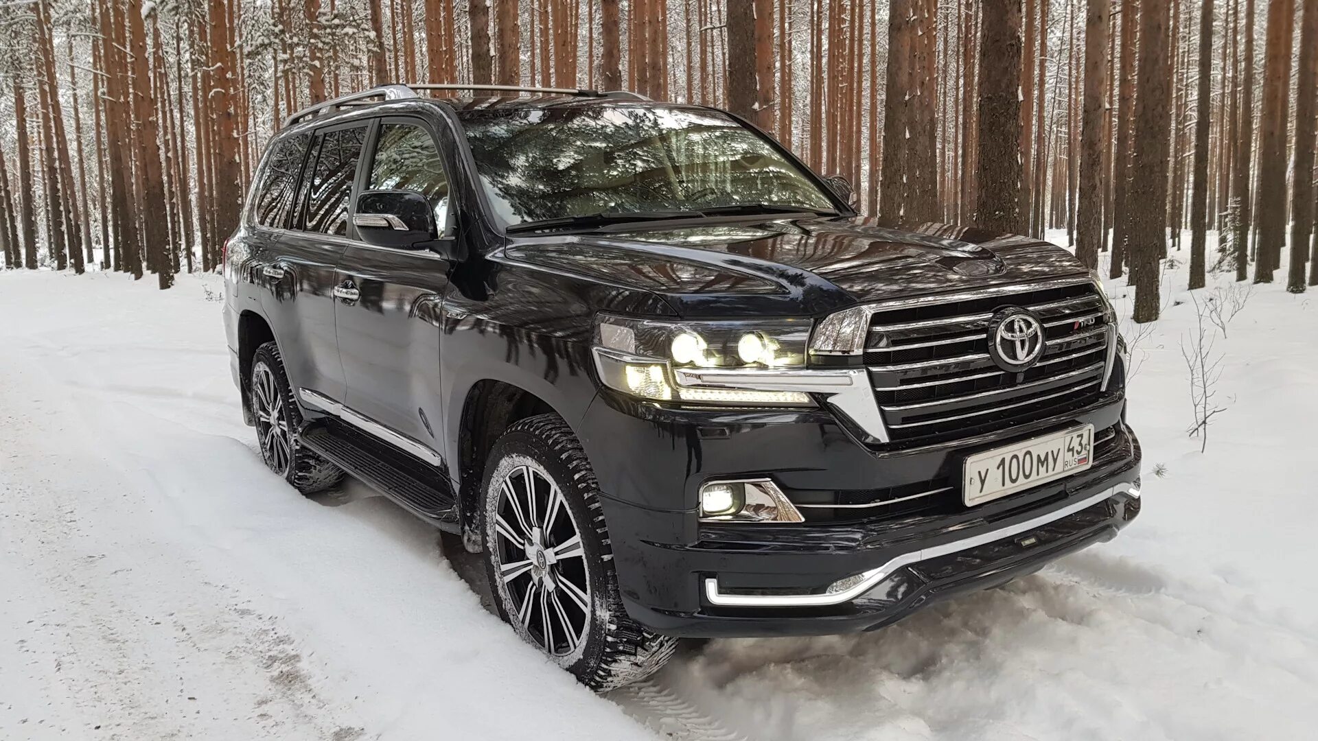 Toyota Land Cruiser 200. Toyota Land Cruiser 200 черный. Toyota Land Cruiser 200 2016 Black. Тойота ленд Крузер 200 2017 года. Купить тойота ленд крузер 200 на авито