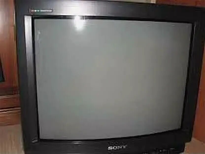 Авито киров телевизоры. Телевизор Sony Trinitron 1990 года. Телевизор Sony 1990. Телевизор сони KV-2584mt. Цветные телевизоры сони тринитрон.