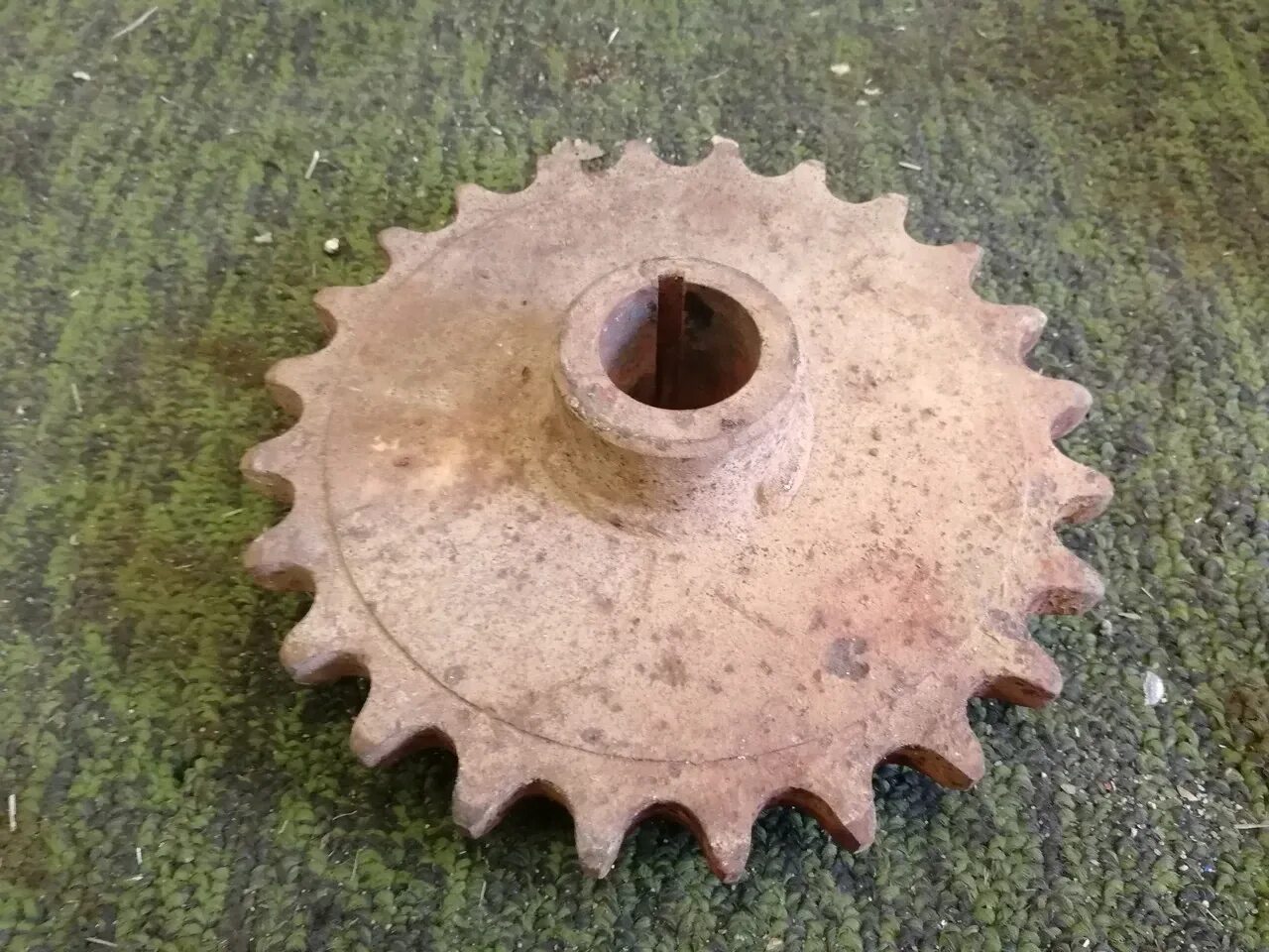 4) контрпривода вала мкш 3518050-16340. звездочка натяжная t=25,4 z=14 н. звездочка 25. звездочка привода цепи пр-145с. 4.