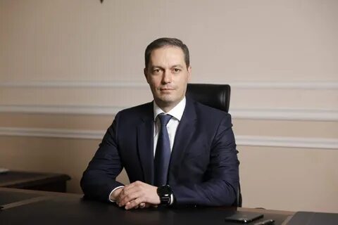 Новый министр принял в