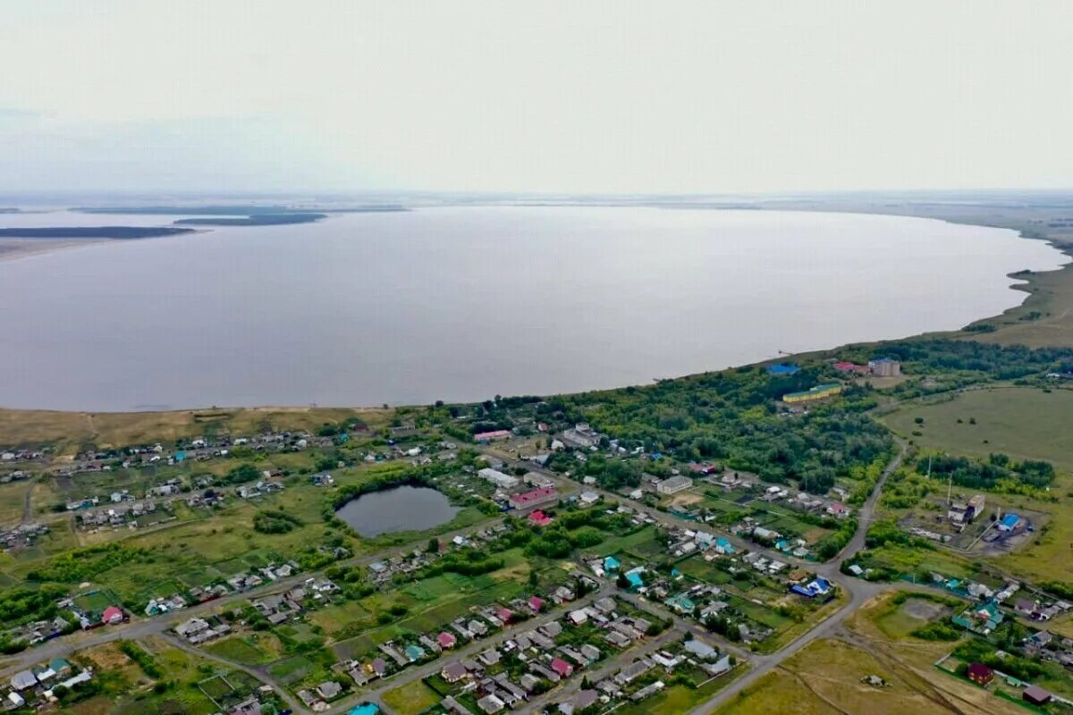 Петухово курганская область озеро. Курорт озеро медвежье курганская область. Петухово курганская область озеро. Курорт озеро медвежье. Озеро медвежье курган.