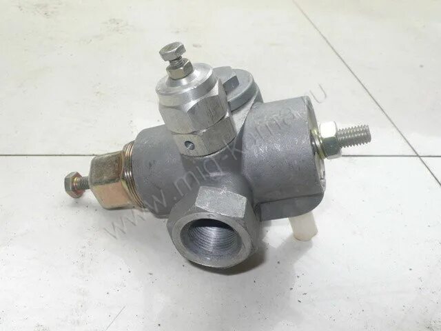 регулятор давления 100-3512010 зил. регулятор давления воздуха ямз 238 солдатик. регулятор давления воздуха урал 4320. 3512010. регулятор давления урал 4320.