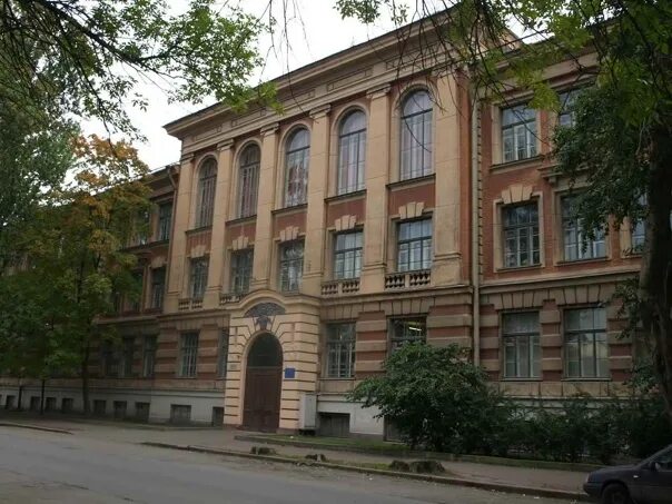 Петербургский международный образовательный форум