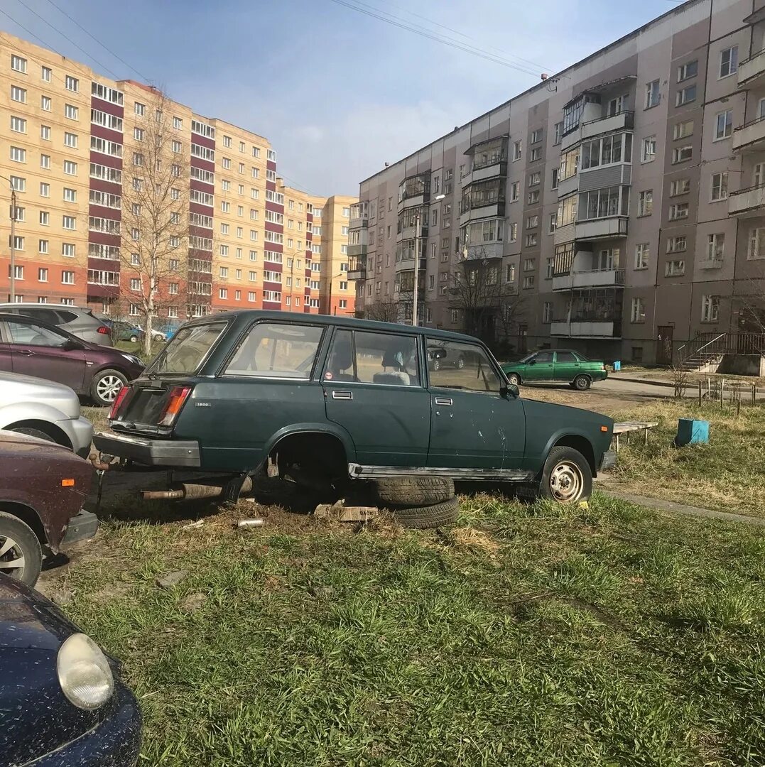 Последние новости северодвинска сегодня. Заброшенные машины северодвинска. заброшки в северодвинске. северодвинск сегодня. новости северодвинска сегодня.