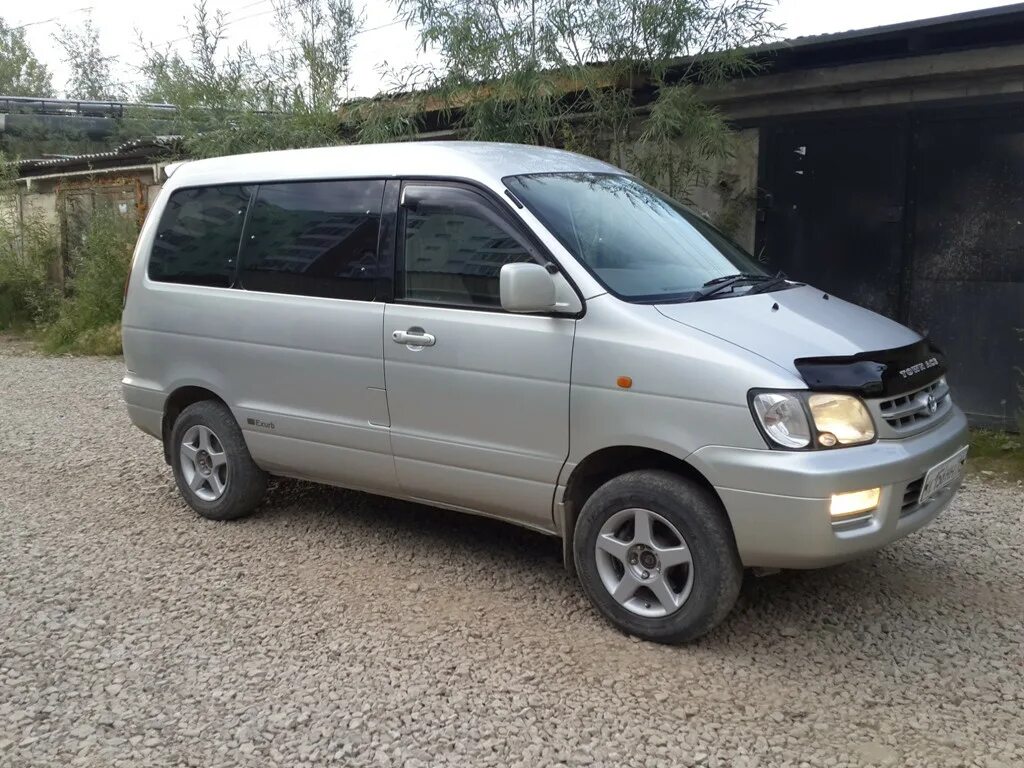 Тойота таун айс 1999. Тойота таун айс 1999 года. Toyota town ace 1999. Тойота таун айс ноах 1999 года. Тойота ноах 1999.