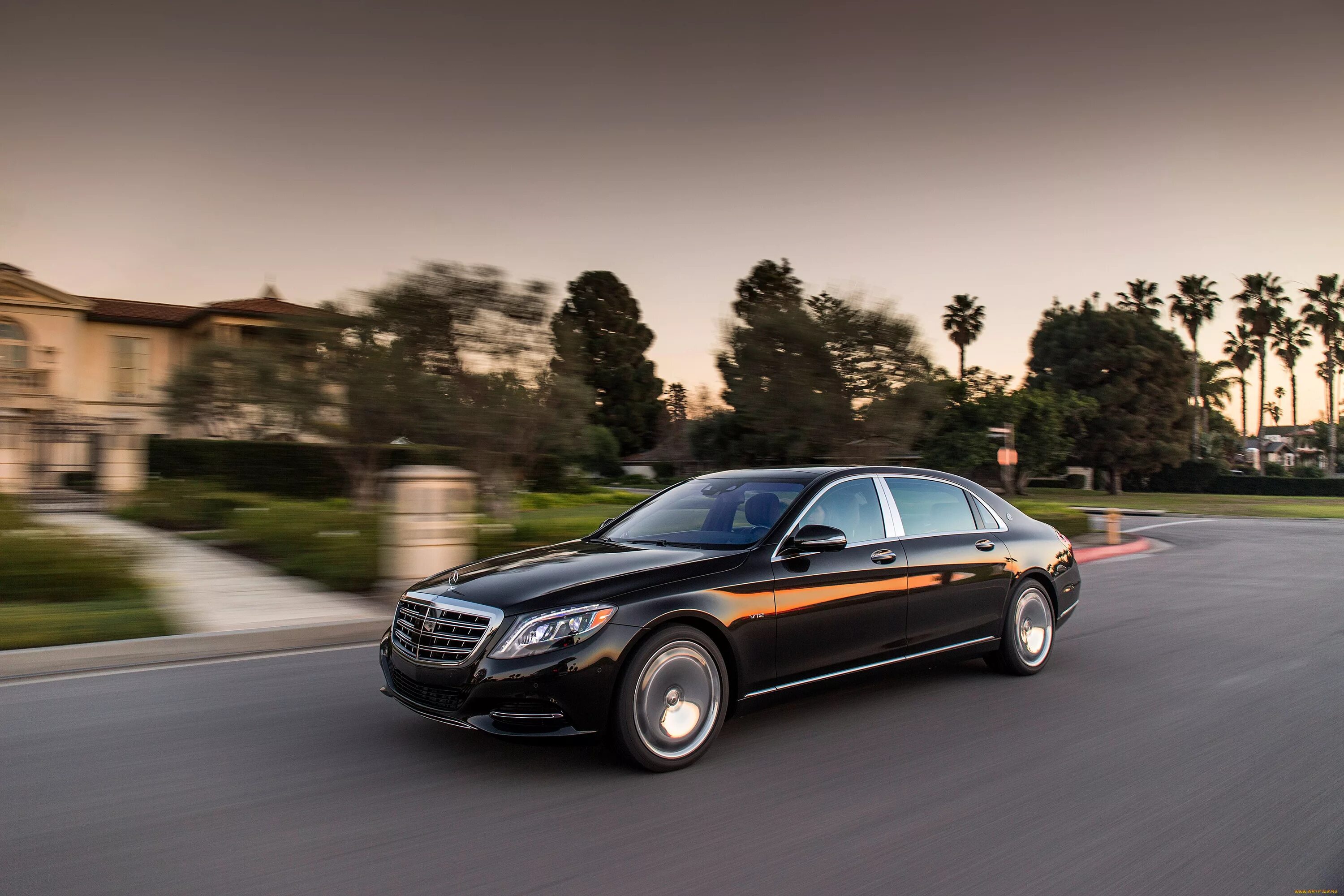 Купить мерседес s600. Mercedes-Benz x222 s600 Maybach. Мерседес Бенц Майбах s600. Мерседес Майбах 600. Мерседес Benz s600.