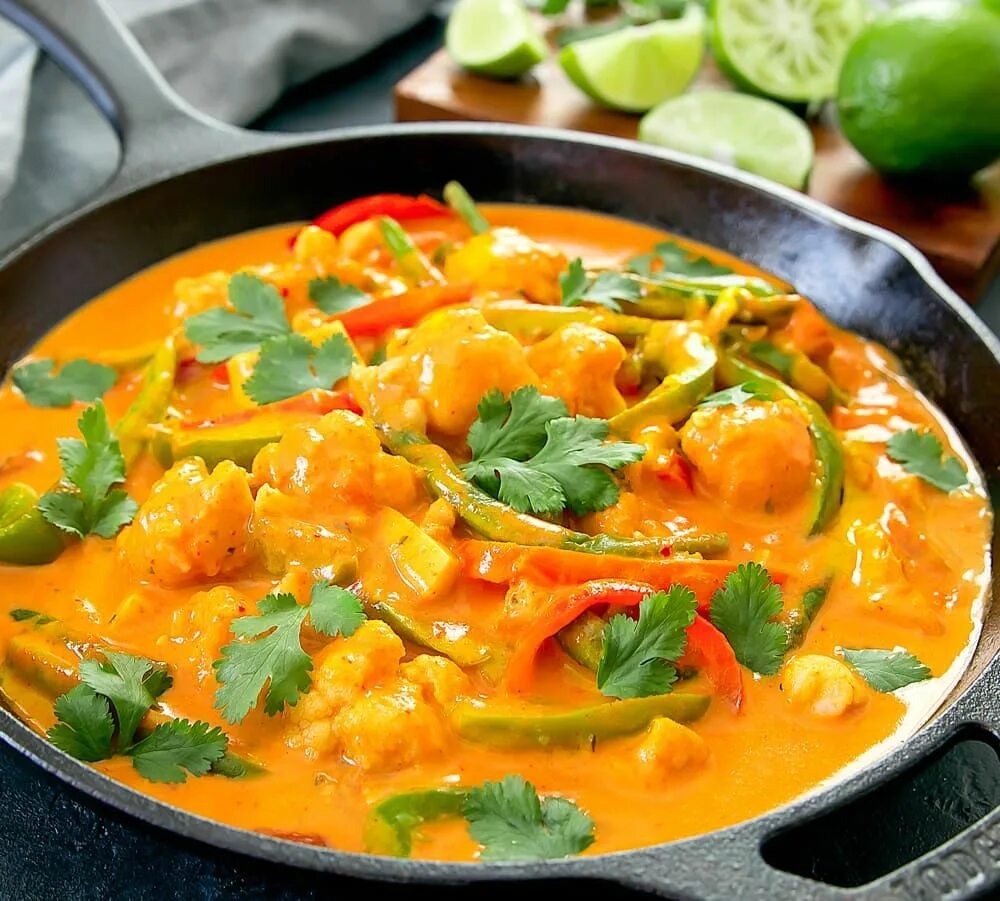 Карри быстрого. Red curry. thai curry. пхаал карри. panang red curry.