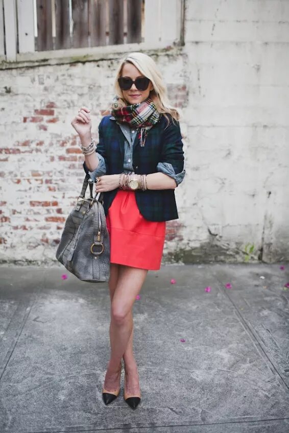 Plaid scarf. Шарф плед как носить. Scarf skirt. Scarf skirt. Юбка hermes.