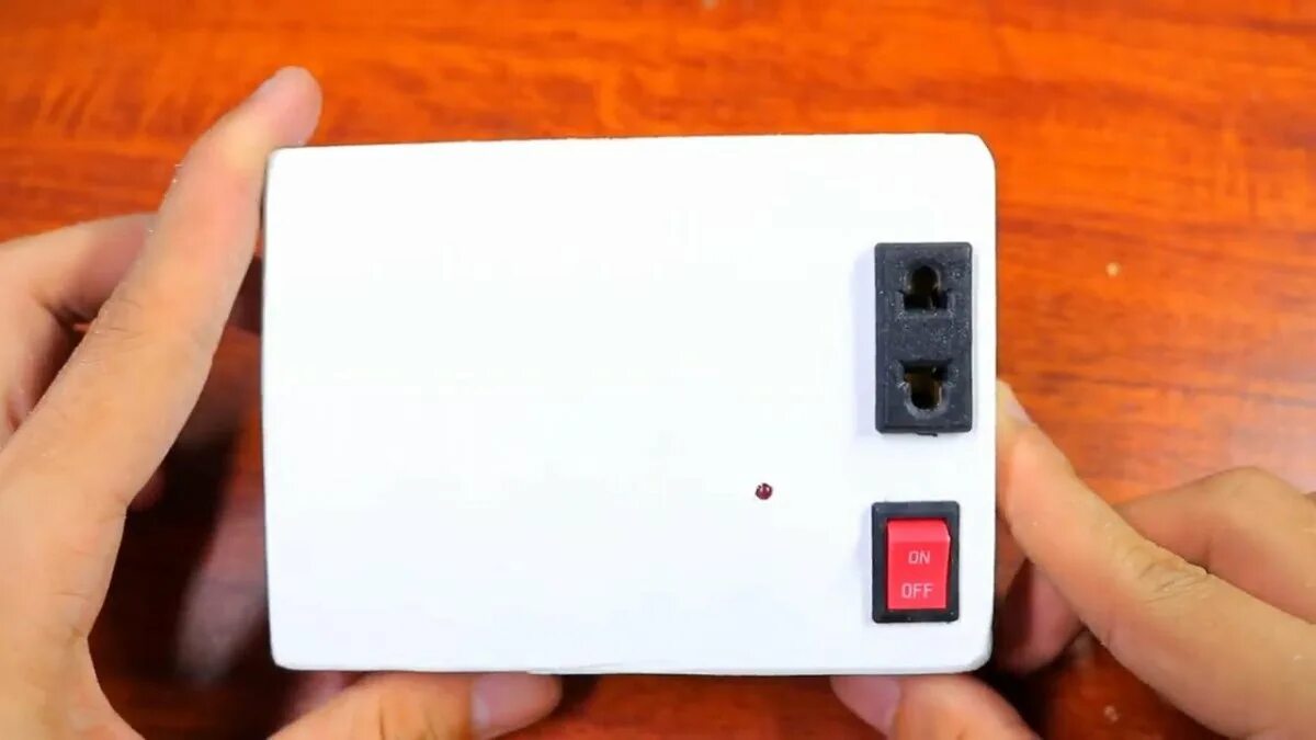 Аккумулятор xtorm al390. Interstep 40000мач. Пауэр банк 220 вольт. Power bank 220 вольт. Повер банк 220.