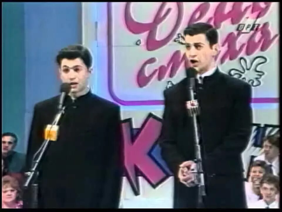 Команда новые армяне квн 2000. Армяне юрмала. Армяне юрмала. Армяне юрмала. Карен аванесян смеяться разрешается.