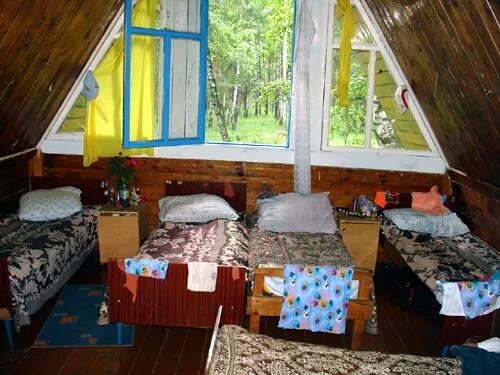 Пилигрим лагерь горный. Манжерок горный алтай лагерь. Детский лагерь манжерок. Лагерь пилигрим горный алтай. Пилигрим лагерь манжерок.