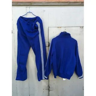 Старые спортивные костюмы