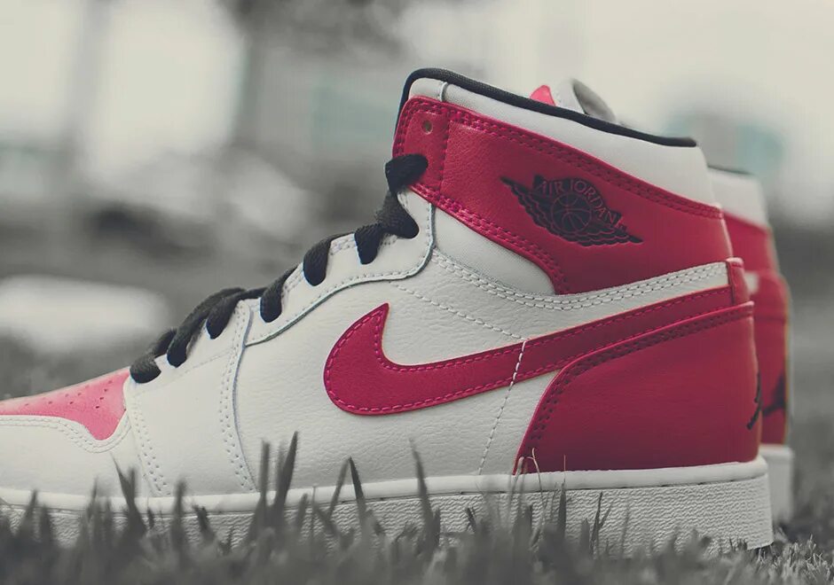 Nike Jordan. Nike Air Jordan пудровые. Nike Air Jordan 1 Retro High. Nike Air Jordan se GS. Кроссовки найк jordan