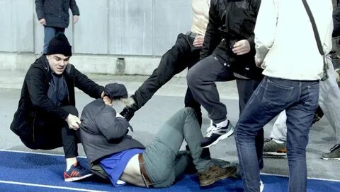 Затевать драку