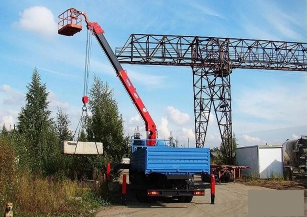 Грузовые испытания люльки кабины проводятся. Кран лесопогрузчик КБ-572. Кран манипулятор с люлькой КАМАЗ. Манипулятор 10т (стрела 7т) люлька. Люлька на манипулятор КМУ 150.