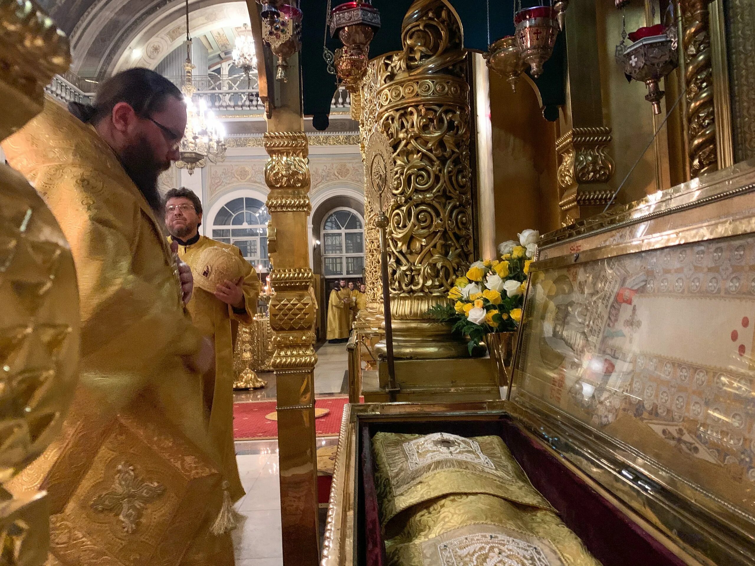 Святыни в храмах москвы. Мощи апостола Андрея Первозванного.