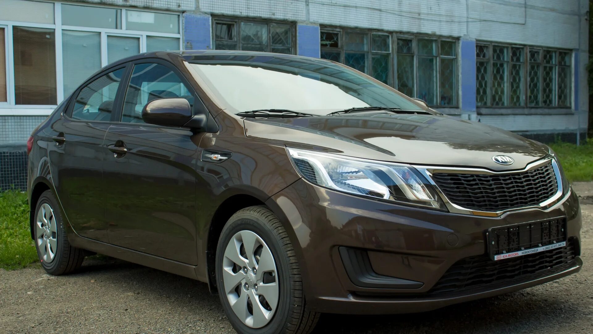 Купить б/у Kia Rio III Рестайлинг 1.6 MT (123 л.с.) бензин механика в Нижнем Нов