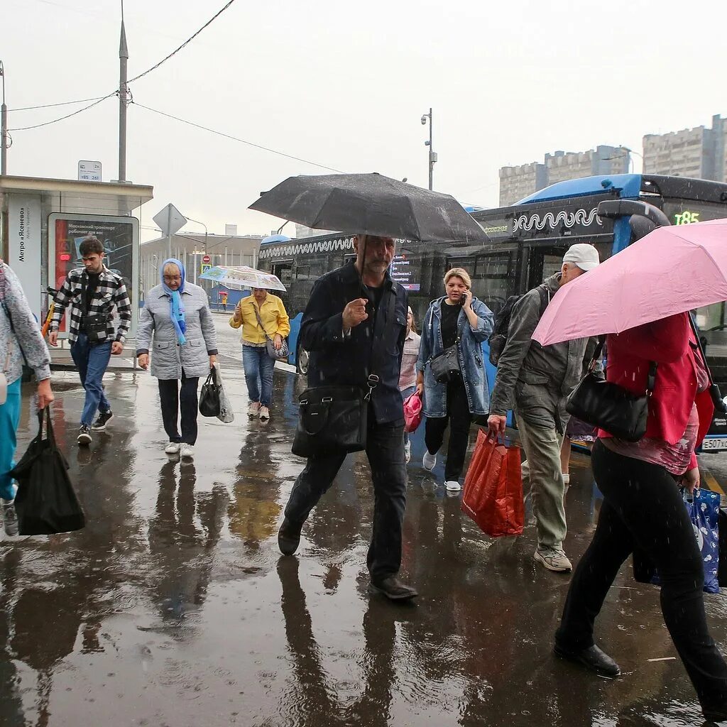 Метеоновости москва. Прогноз погоды в москве на 14 дней. Погода в москве 18 сентября. Погода в москве 18 сентября. Прогноз погодынмосква.