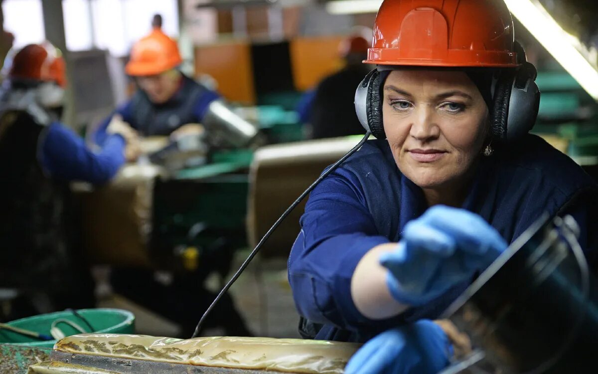 Про женскую работу