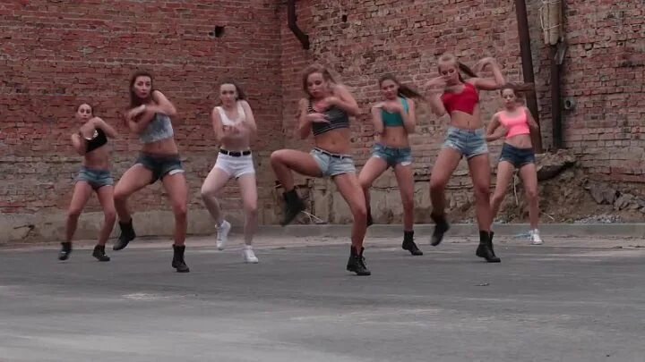 Девчонки Зажигают Смотреть Онлайн