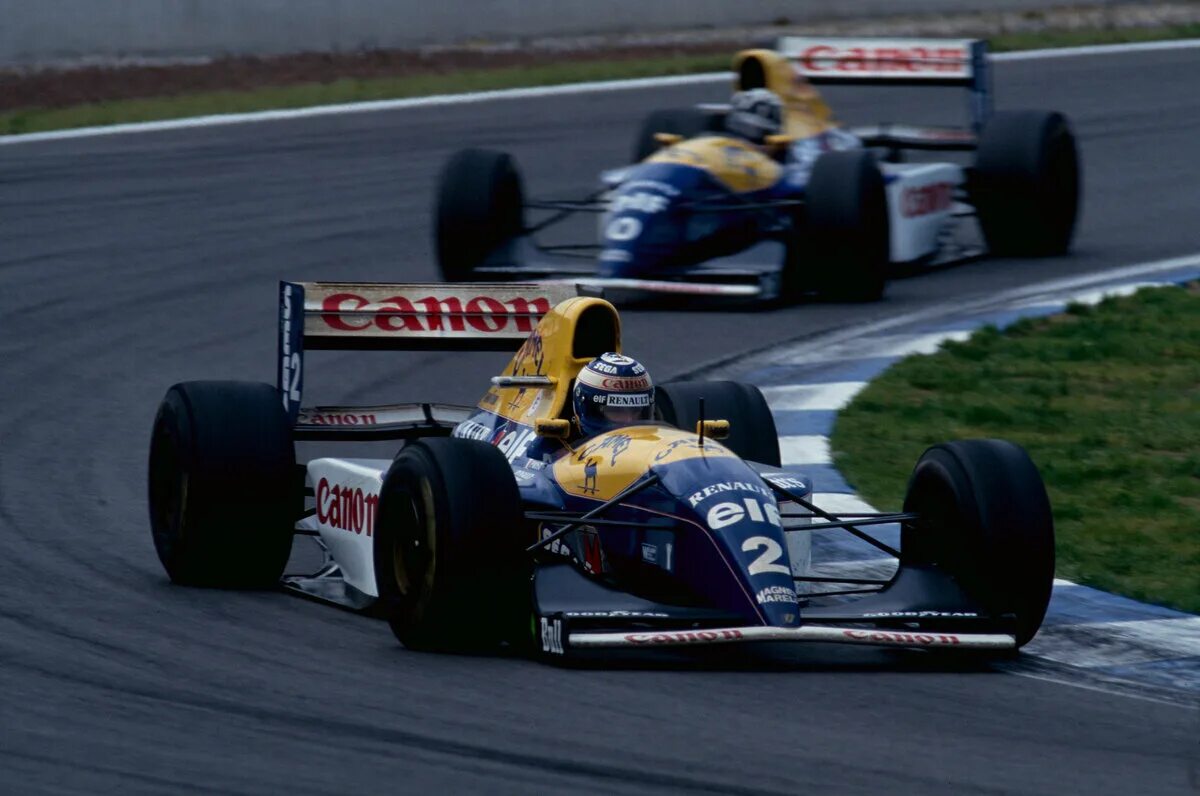 Формула 1 этап 16. Williams fw15c. F1 Болиды 1993. Болид ф 1 1993. Senna Williams 1993.