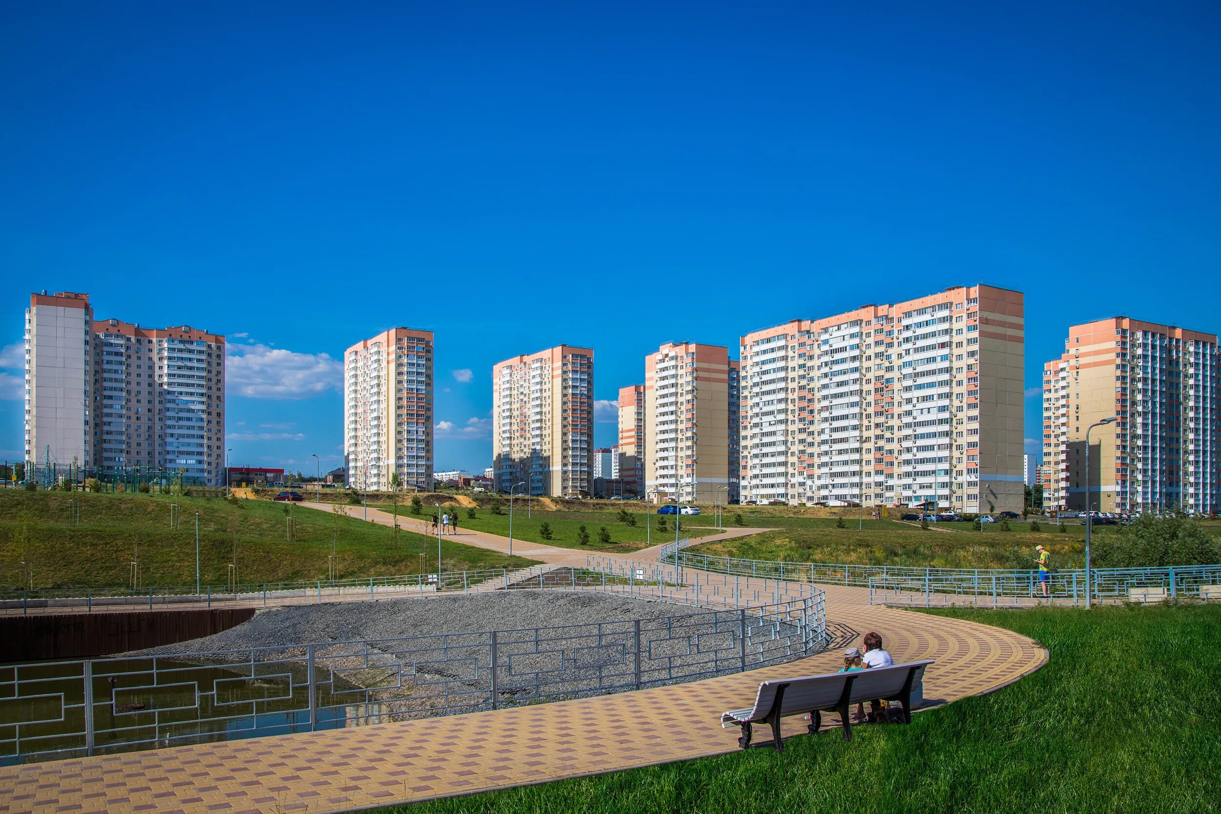 Купить квартиру в ростове жк суворовский. ЖК Суворовский Ростов-на-Дону. ВКБ новостройки Суворовский в Ростове на Дону. ЖК Суворовский 2. ЖК Суворовский 2 Ростов-на-Дону.