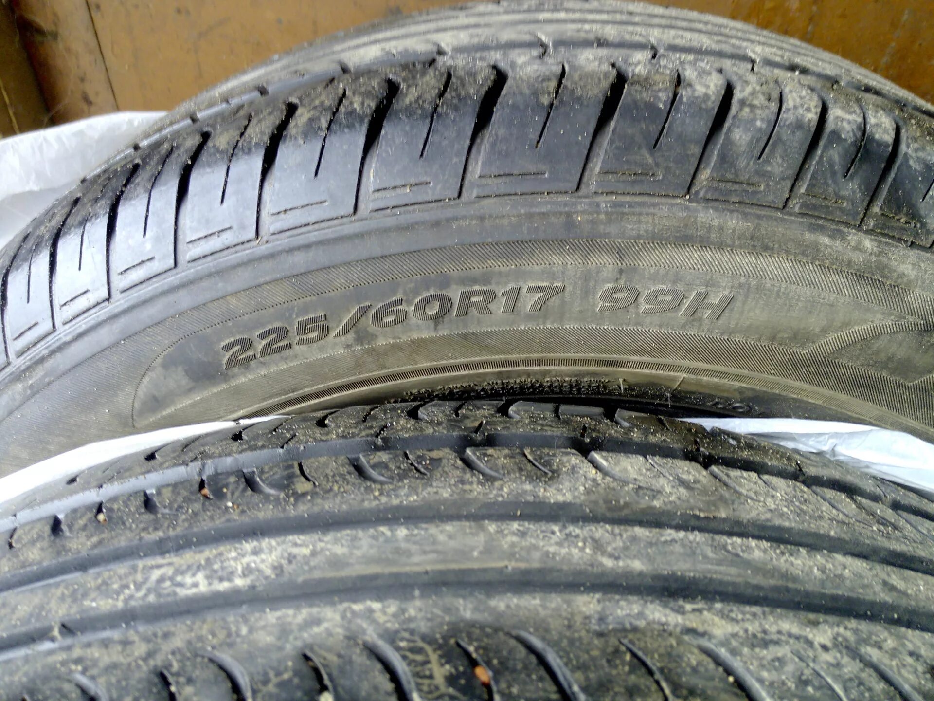 Ханкук r17 лето. Hankook Optimo k415. Hankook Optimo k415 трещины. Hankook Optimo h420. Hankook Optimo 2012 года.