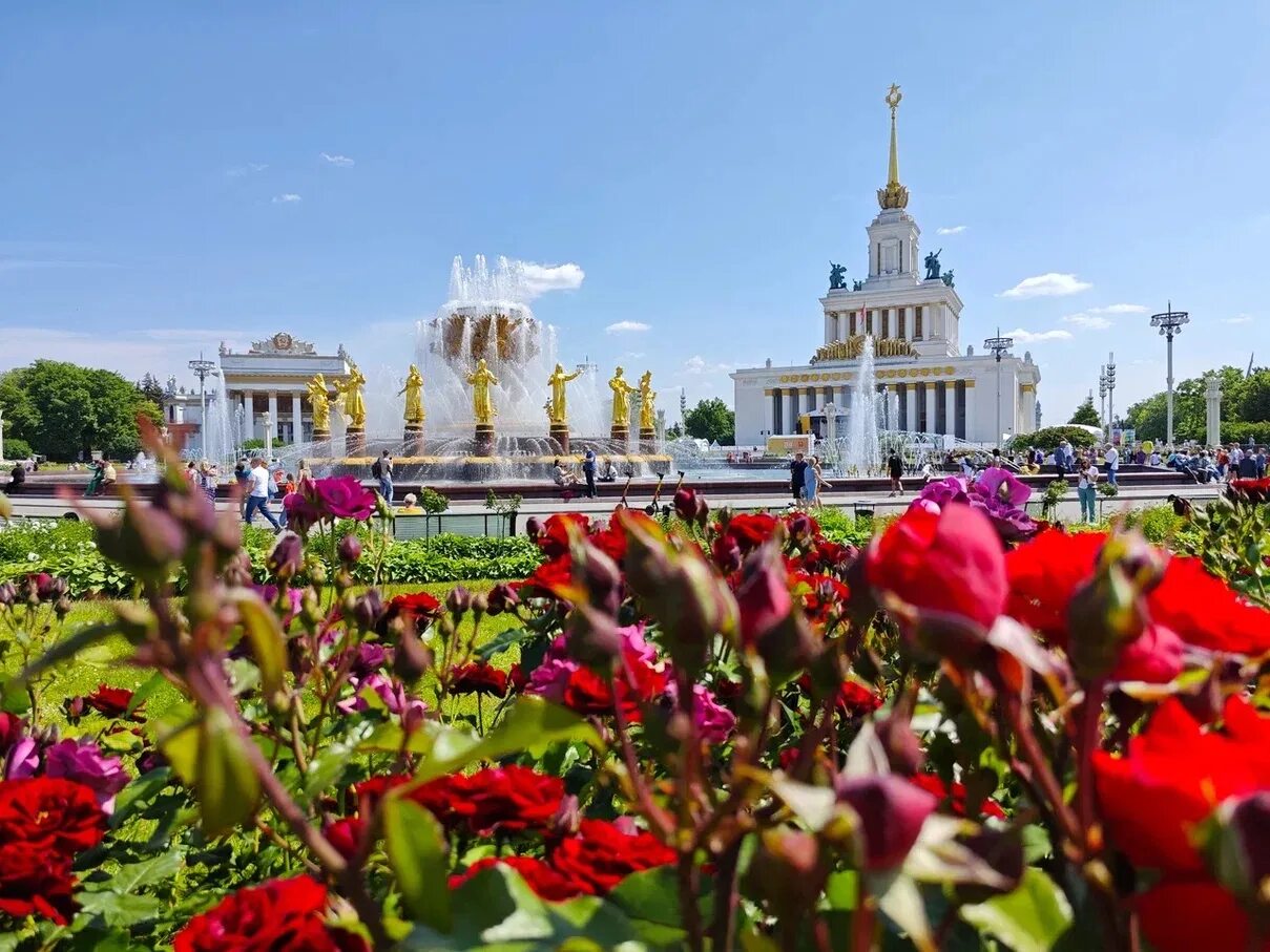 Парк вднх сейчас. Вднх 6 июля 2024 программа. День рождения вднх. Дачное царицыно 2022. День рождения вднх.
