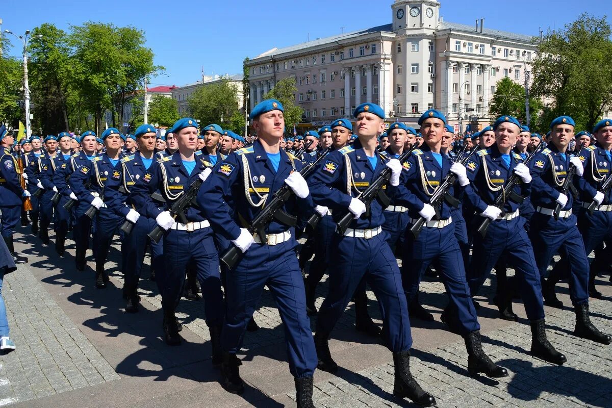 Парад ВУНЦ ВВС ВВА Воронеж. Курсанты ВУНЦ ВВС ВВА Воронеж. ВУНЦ ВВС ВВА Г Воронеж 2021. Выпуск ВУНЦ ВВС ВВА. Воронежское военное авиационное