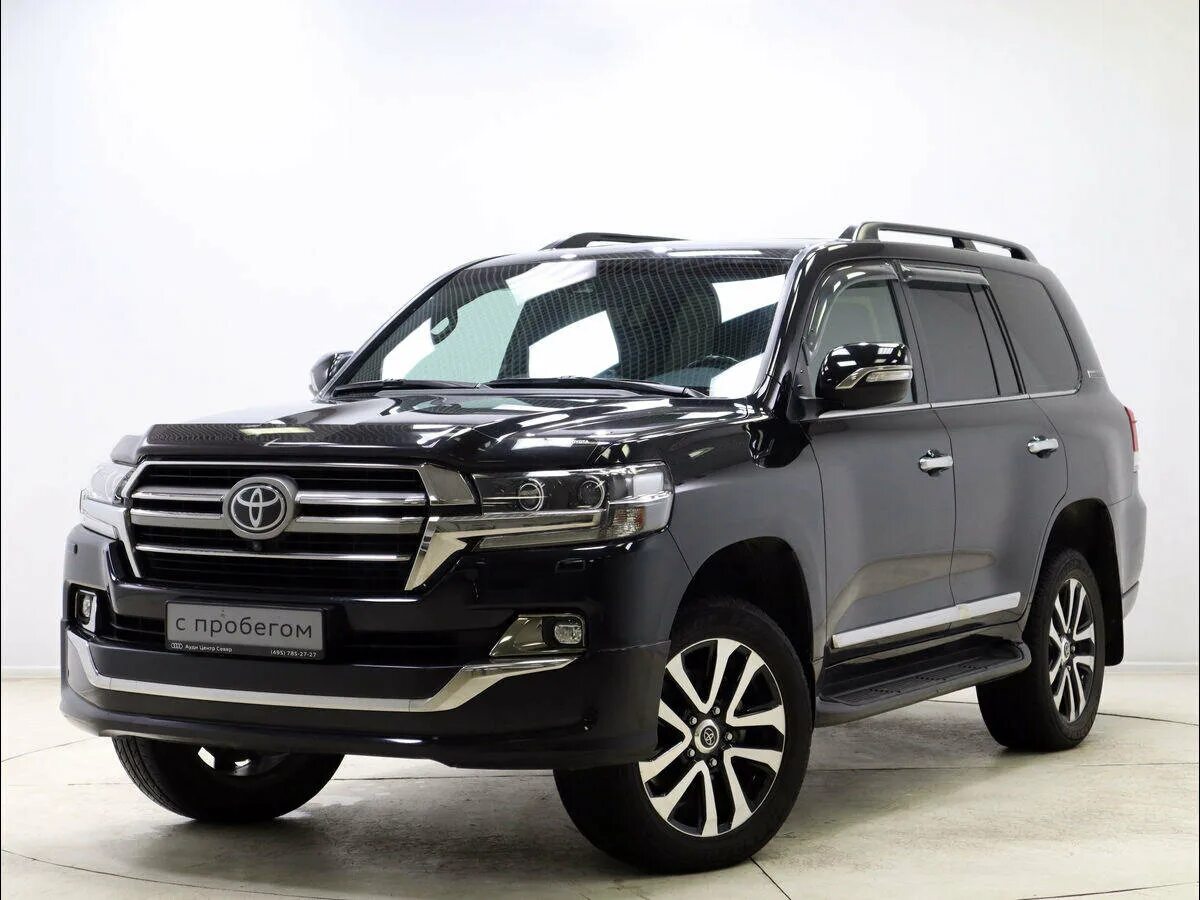 С. Toyota land cruiser 200 2017. Ленд крузер 200 белый рестайлинг 2. Land cruiser 200 2018 вид справа. Ленд крузер 200 в москве дизель.