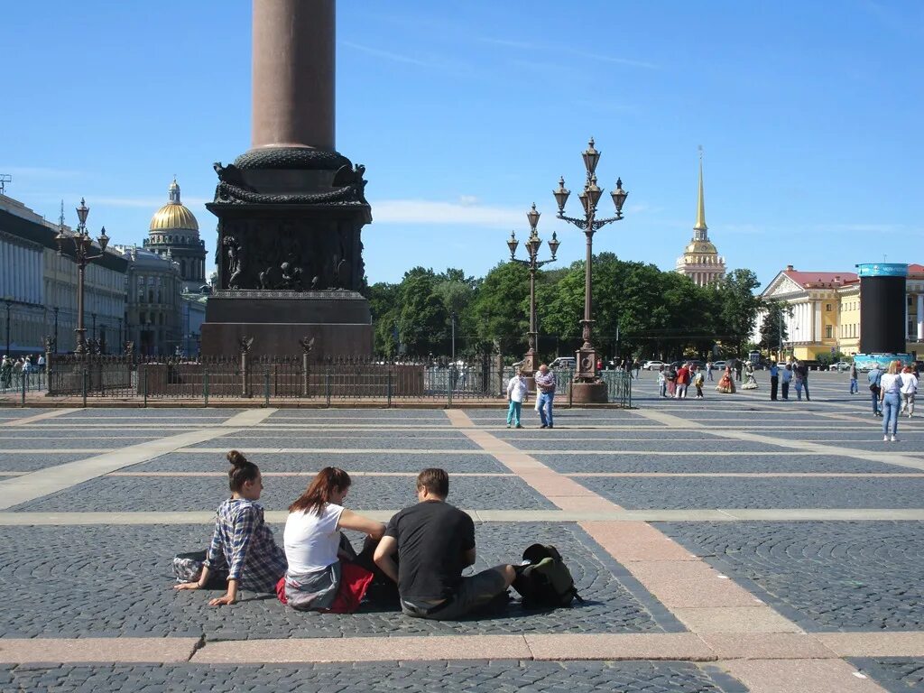 Погодная спб. Жара в Санкт-Петербурге. Жара в Питере. Жара в СПБ В 2005 году. В Питере жарко.