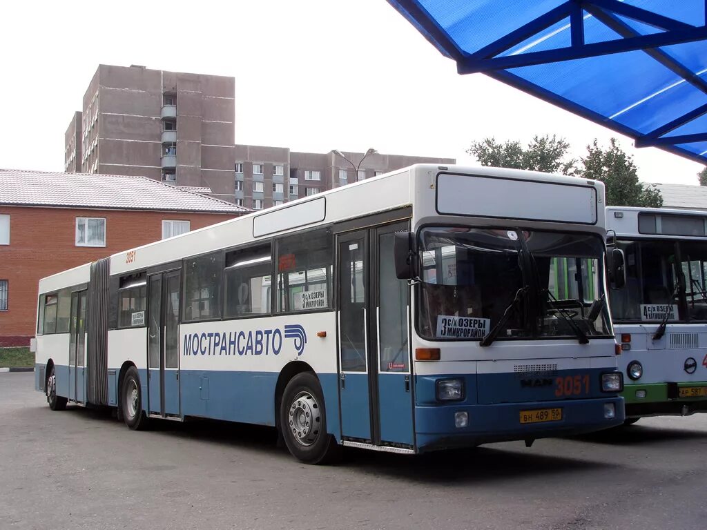 Ман sg242 сочлененный. Автовокзал Озеры. Автобус Озеры Москва. Автобусы озёры Московская область. Маршрут автобусов озеры