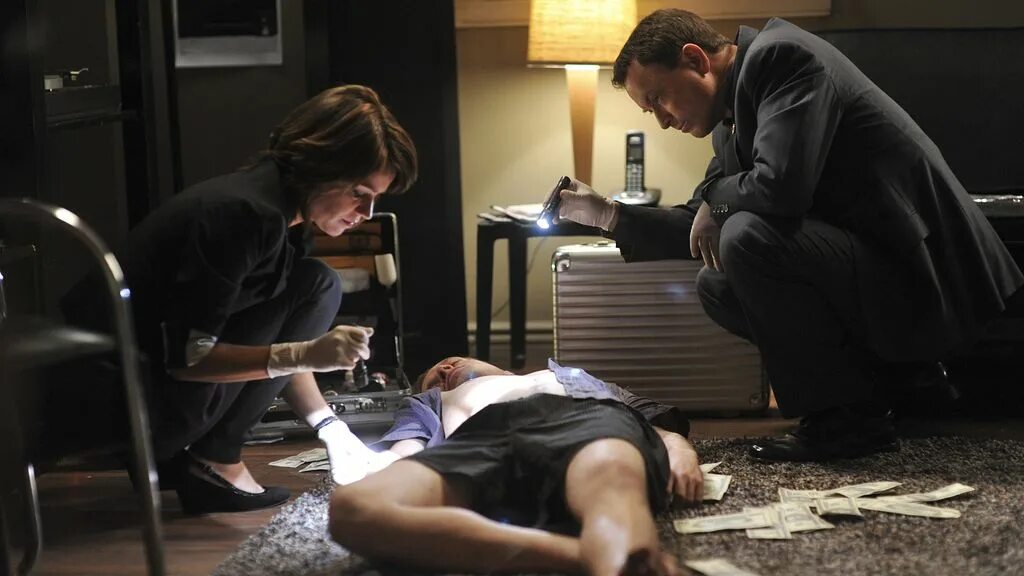 обыск в квартире. преступление и уголовная ответственность. связанная с обнаружением и. связанная с обнаружением и. связанный по рукам и ногам.