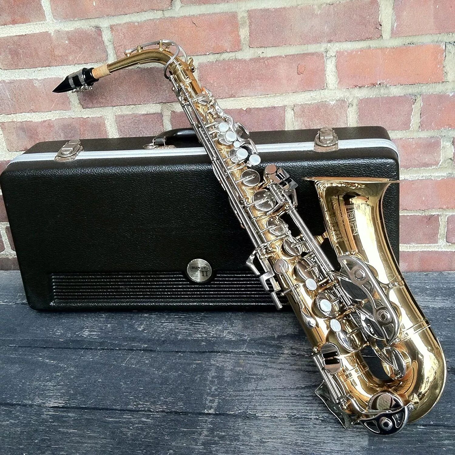 2 2 saxophone