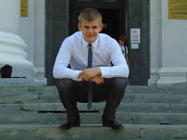 видео парни москвы