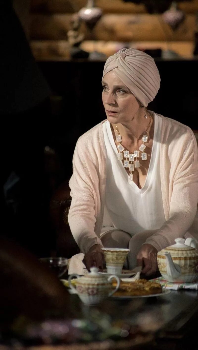 Элина сафонова. Элина сафонова. Елена сафонова шерлок холмс. Элина сафонова. Елена сафонова 2020.