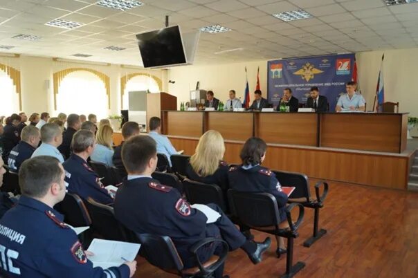 Начальник мо мвд россии щербинский. Омвд ленинского района иваново. Жаховский максим сергеевич участковый. Омвд мытищи. Вывеска полиция.