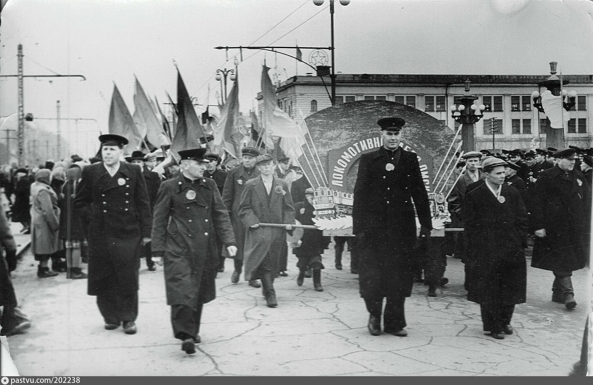 Парад 1968. 1965 г ноябрь. Парад 1969 года в москве. Вологда 1960-е. 1965 год ссср.