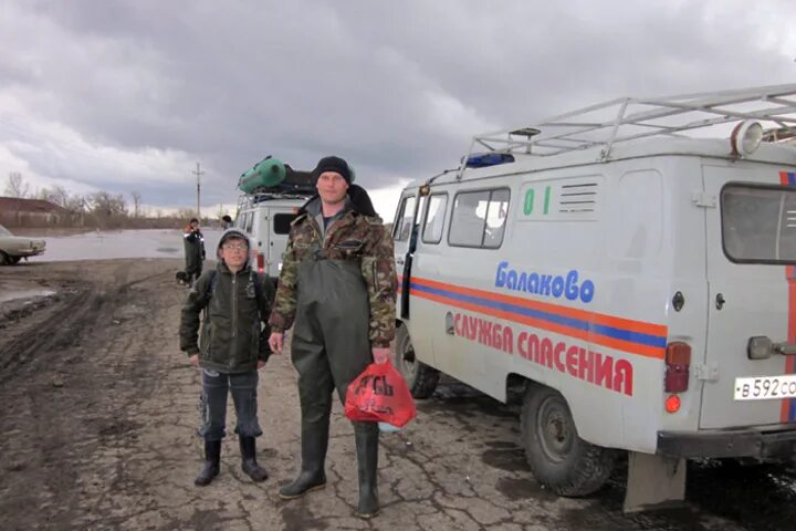 Погода в октябрьском саратовской области перелюбского района. Молодежный Перелюбский район. Пос.молодежный Перелюбского района Саратовской области. Посёлок молодёжный Саратовская область Перелюбский район. Перелюбская районная больница.