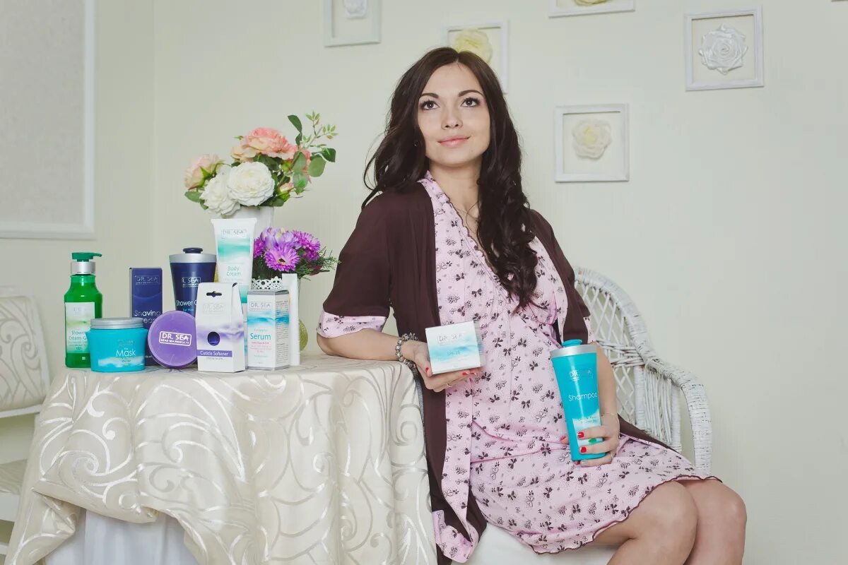 Свадебные чемоданы для невесты. Удмуртский сундук. Приданое невесты. Питоновое приданое. Приданое невесты.