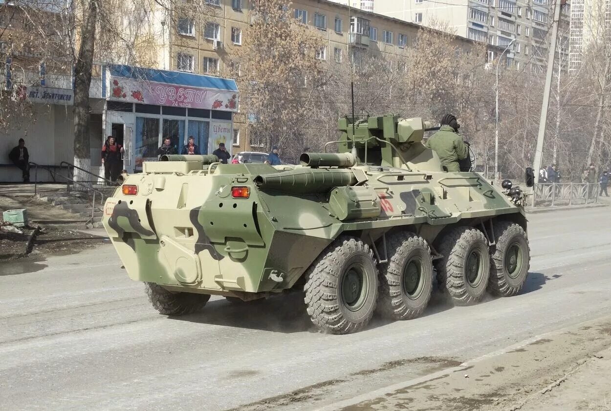 Бтр-80а. Бтр бумеранг 2022. Бтр 80 на бездорожье. Техника бтр 80. Бтр 80 2а.