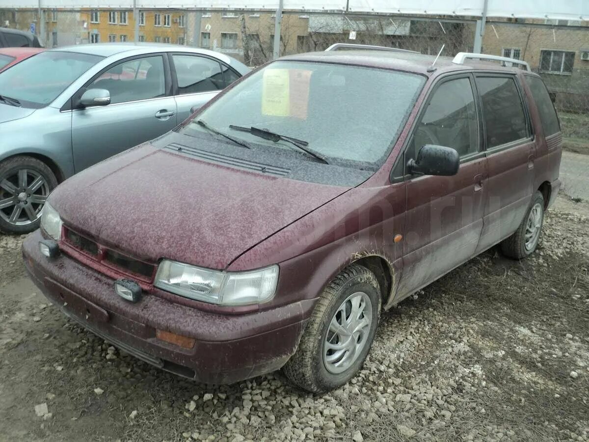 Митсубиси спейс вагон 1993. Mitsubishi space wagon 93. мицубиси спейс вагон 1993г. mitsubishi space wagon 93 года. mitsubishi space wagon, 2 поколение 2.0 mt (133 л.с.), 1995.