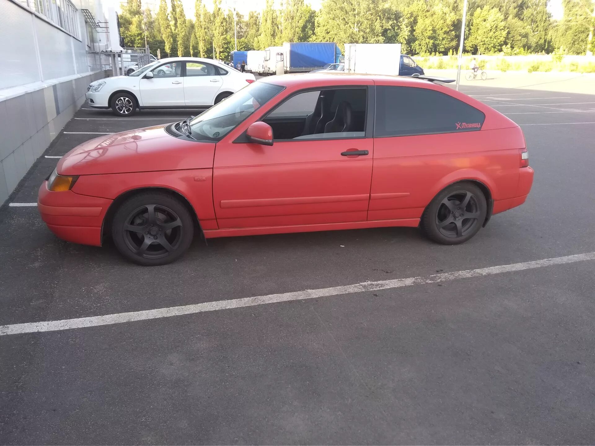 Ваз 21123 фото Тепло за окном, а это значит пора фотографировать клубничку Lada 112 Coupe, 1,