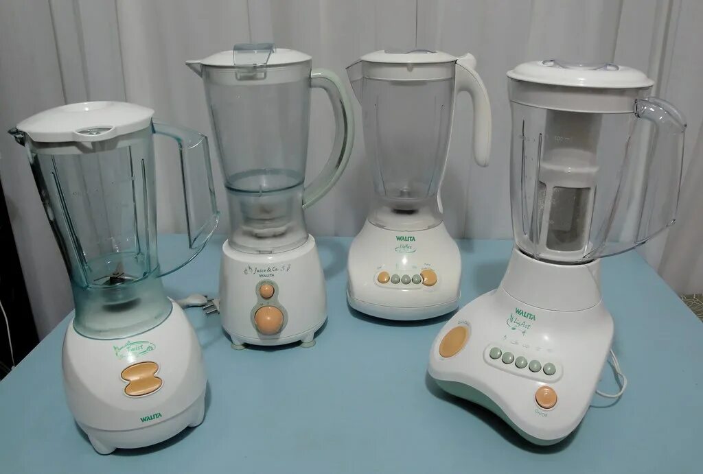 Philips cucina hr1351/70. Philips hr 2724. Чаша для блендера philips cucina. Philips cucina блендер. Philips cucina.