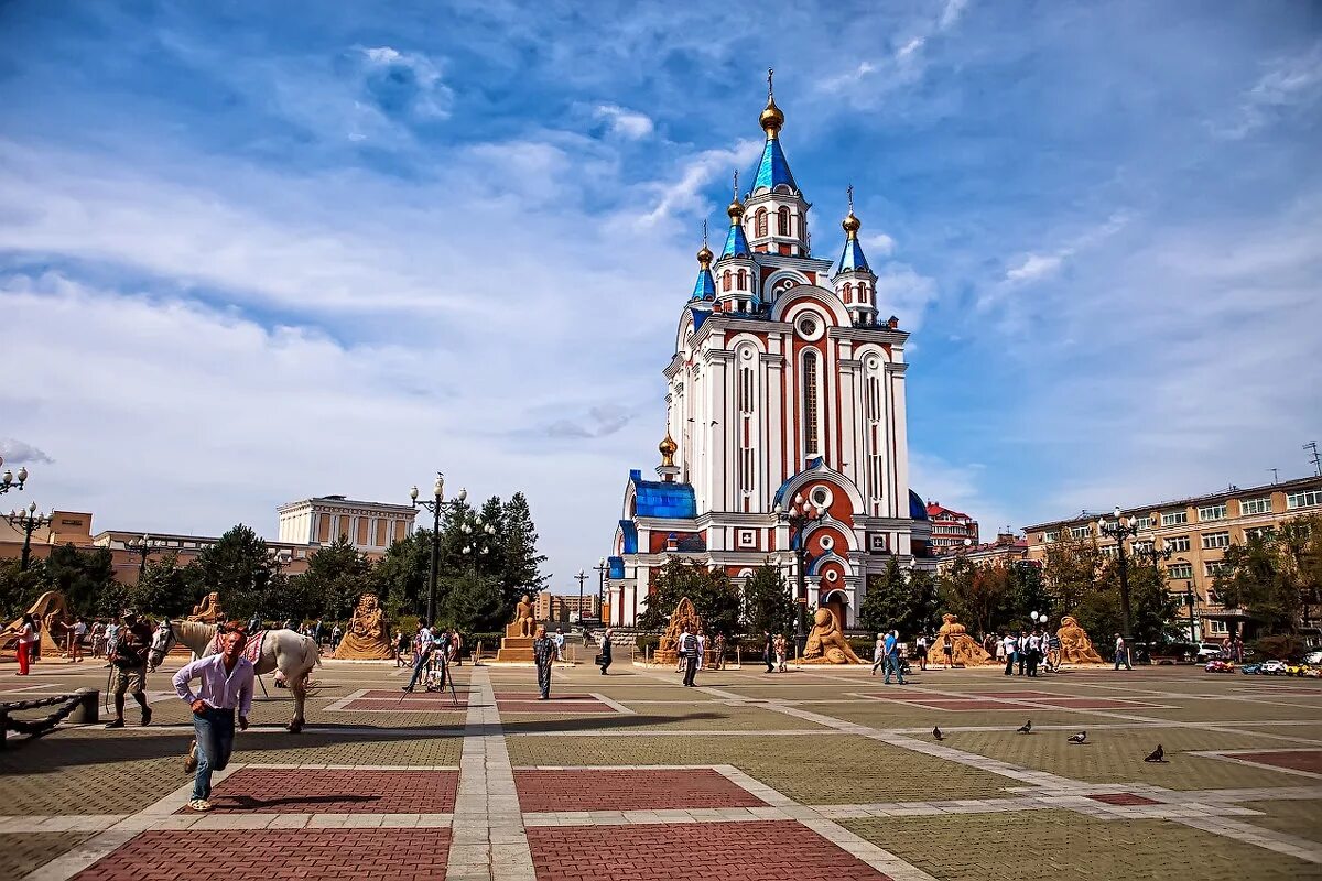 Храм на Комсомольской площади в Хабаровске. Комсомольская площадь Хабаровск.