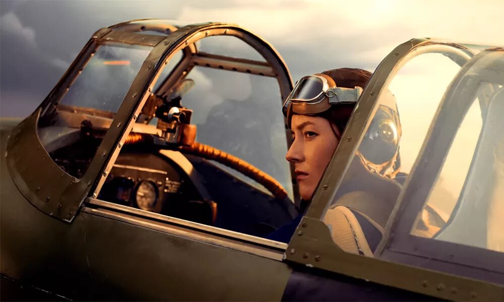 Летели два пилота. Крутое пике второй пилот дринкинс. Пилот дринкинс крутое пике. Пилот и стюардесса. Красивые самолеты.