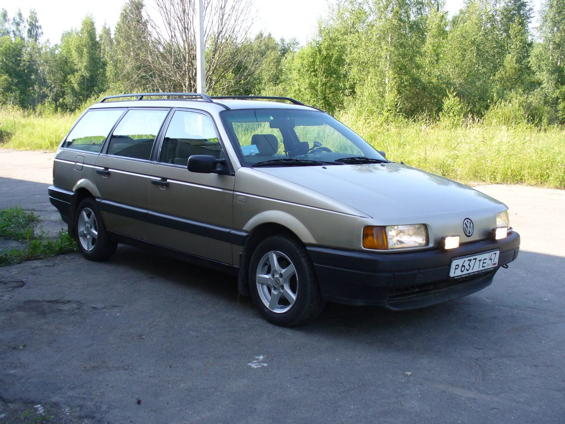 Куплю фольксваген б 2. Пассат б3 универсал. Фольксваген Пассат б3. Volkswagen Passat b3 variant. Фольксваген Пассат b3 универсал.