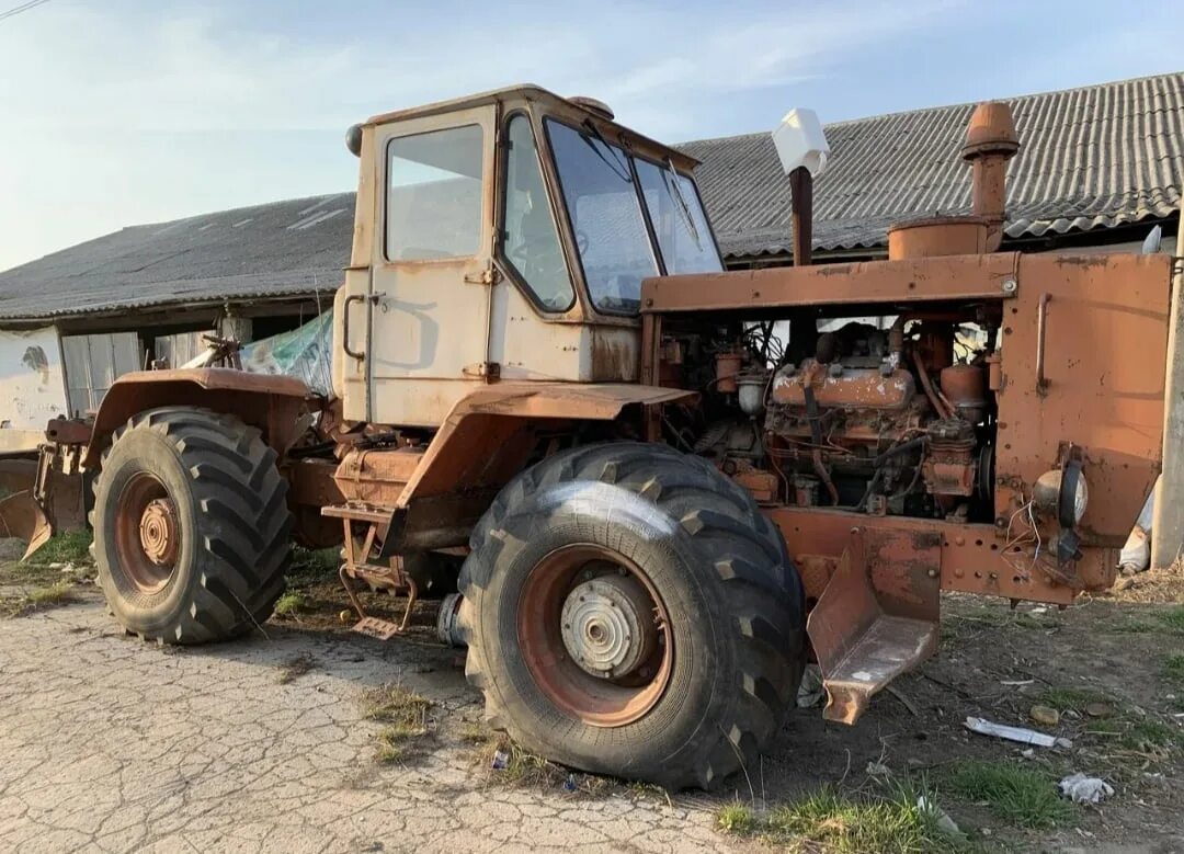 Т 150 трактор купить б. Т-150 сельхозтехника. Трактор т 150 1993. Т150 трактор 1990 года. Трактор т-150 экспортный.